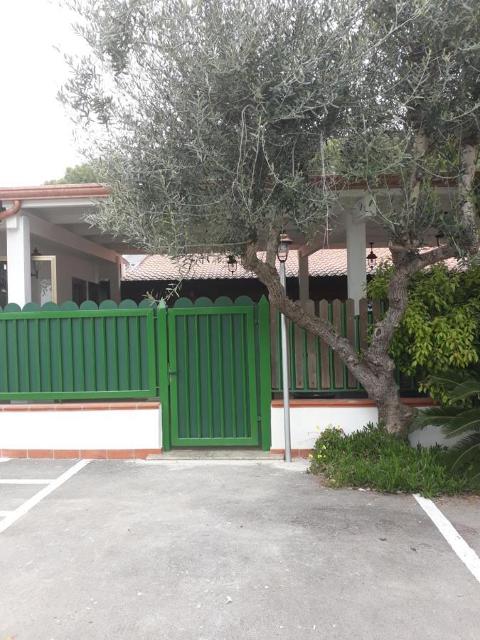 Ferienwohnung Il Pomodoro House Lido Di Fondi Exterior foto