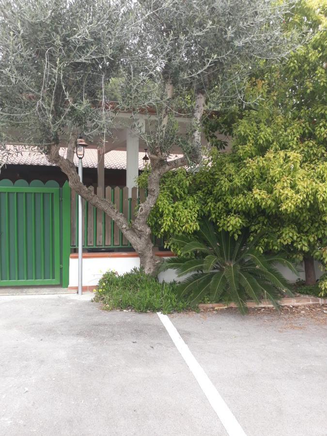 Ferienwohnung Il Pomodoro House Lido Di Fondi Exterior foto